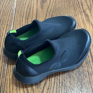 Oofos sport Black Slip-On Sneakers with Lime Green Insoles
